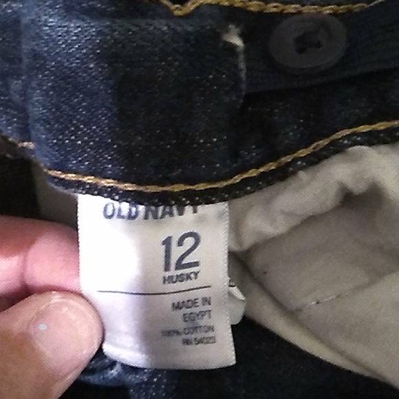 Boys Old Navy jeans - Picture 2 of 3